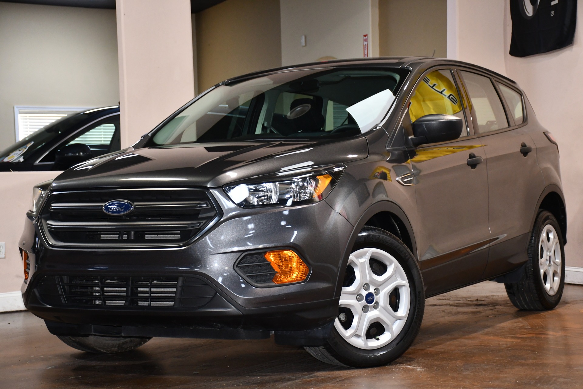 2018 Ford Escape S photo 4