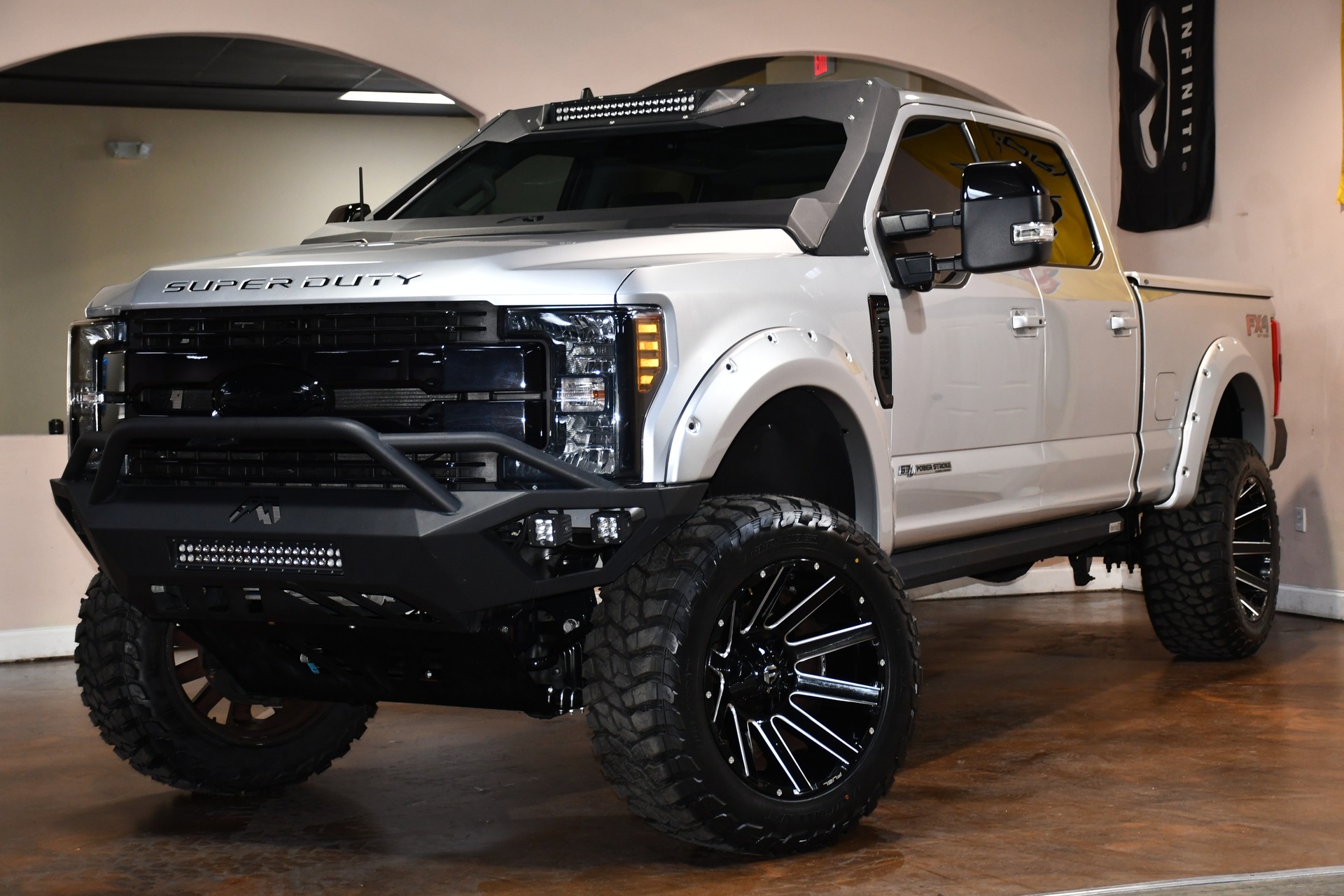 2019 Ford F-250 Lariat photo 4