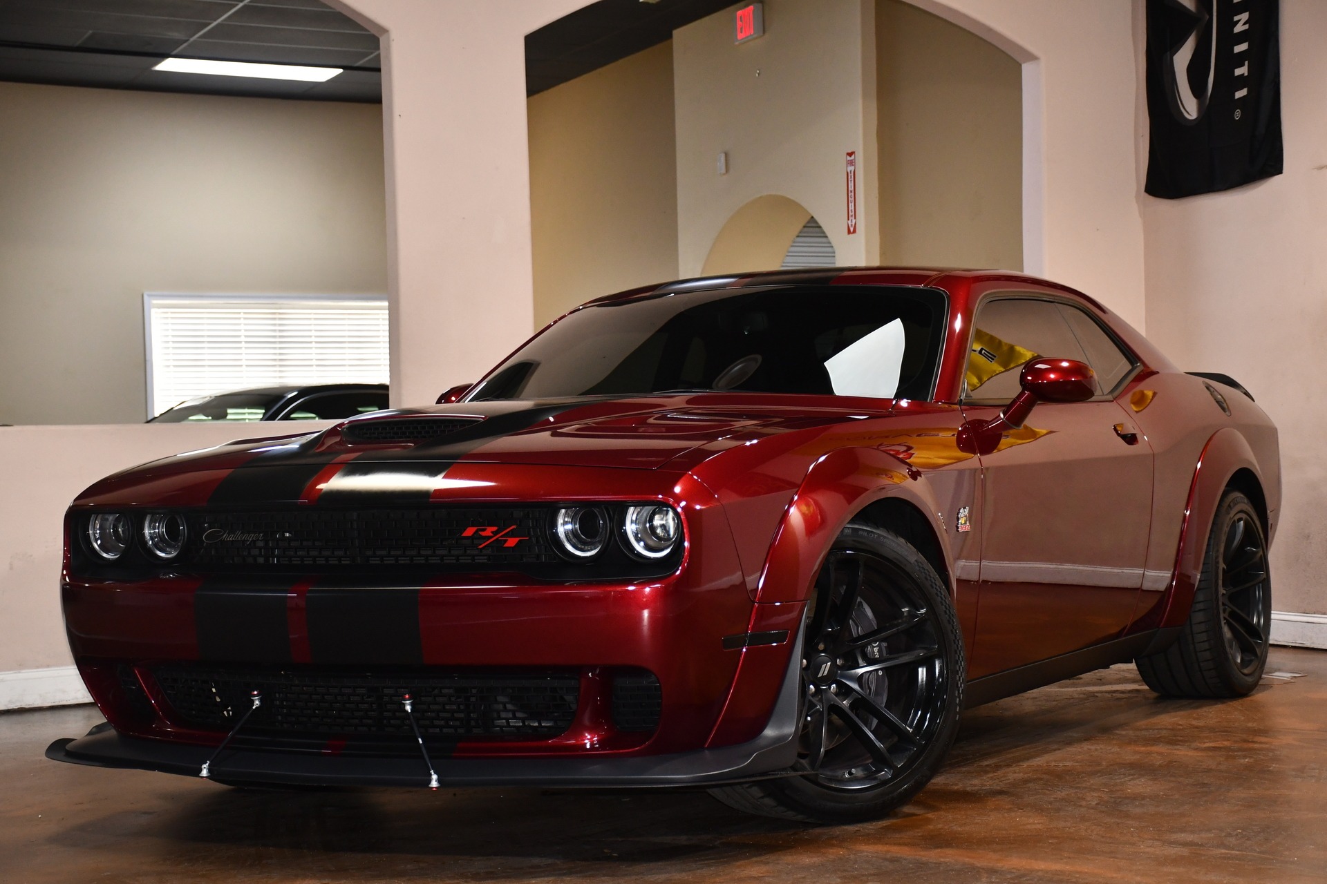 2020 Dodge Challenger R/T Scat Pack Widebody photo 4