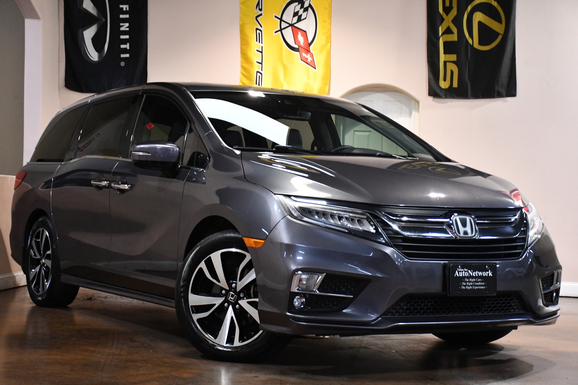 2019 Honda Odyssey Elite photo 3