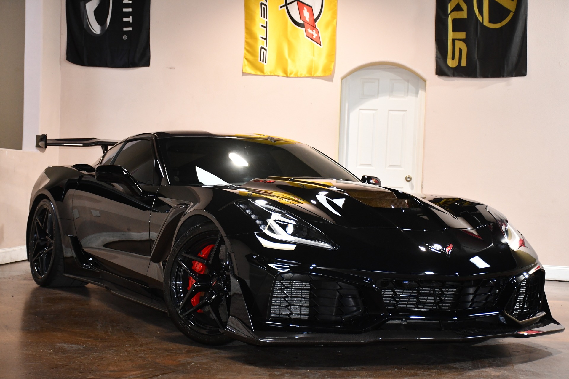 2019 Chevrolet Corvette ZR1 3ZR photo 3