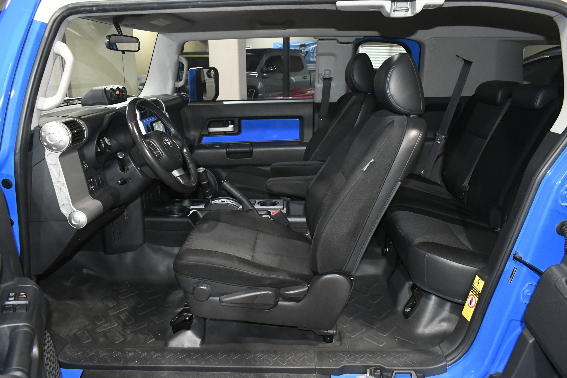 2007 Toyota FJ Cruiser Base photo 2