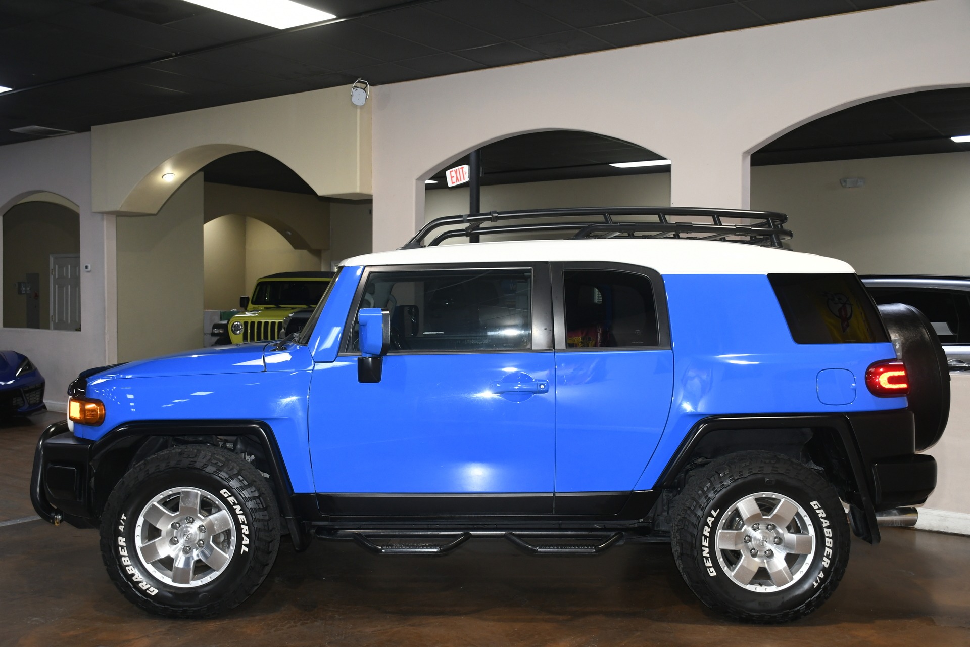 2007 Toyota FJ Cruiser Base photo 4
