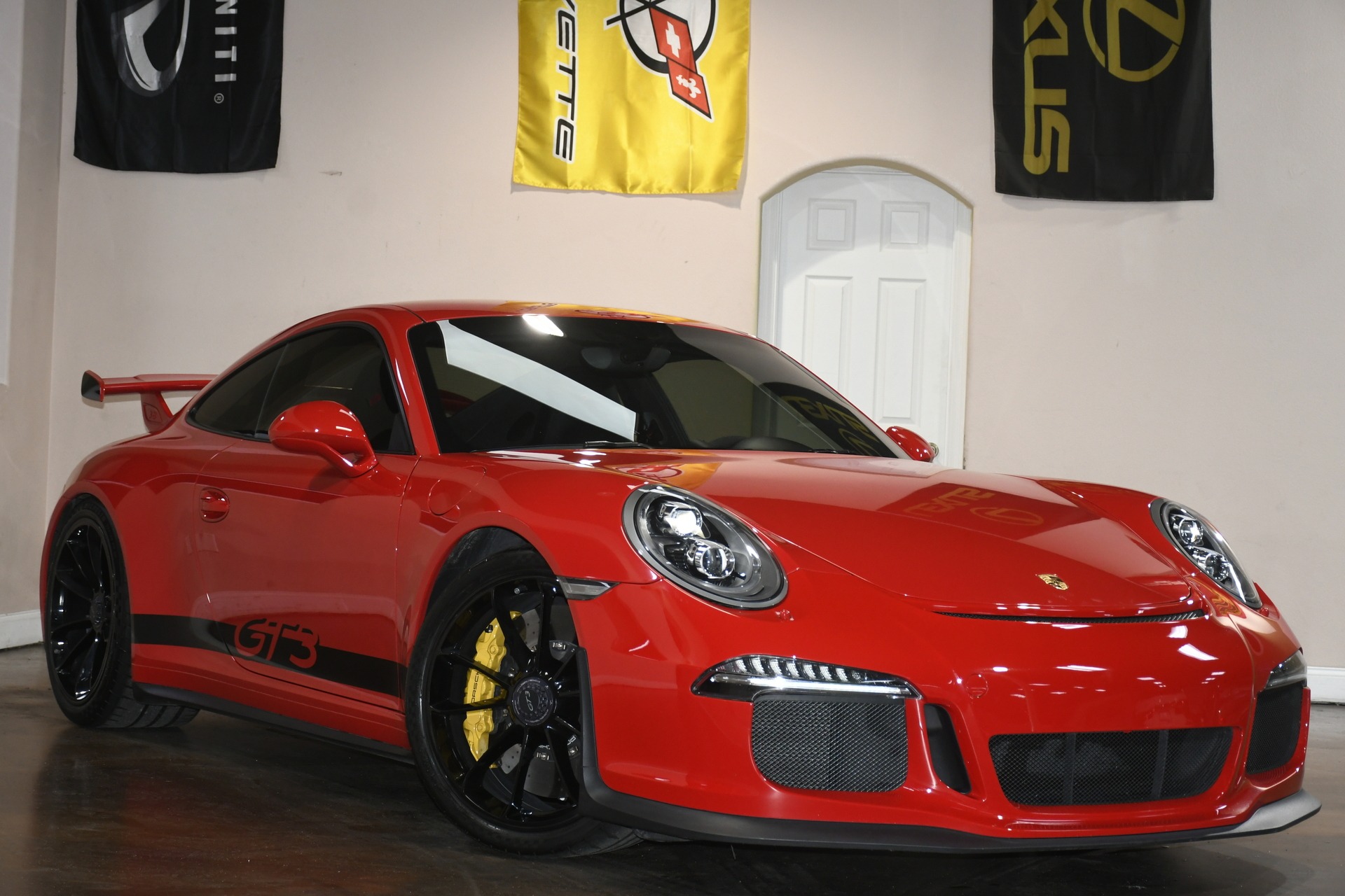 2015 Porsche 911 GT3 photo 3