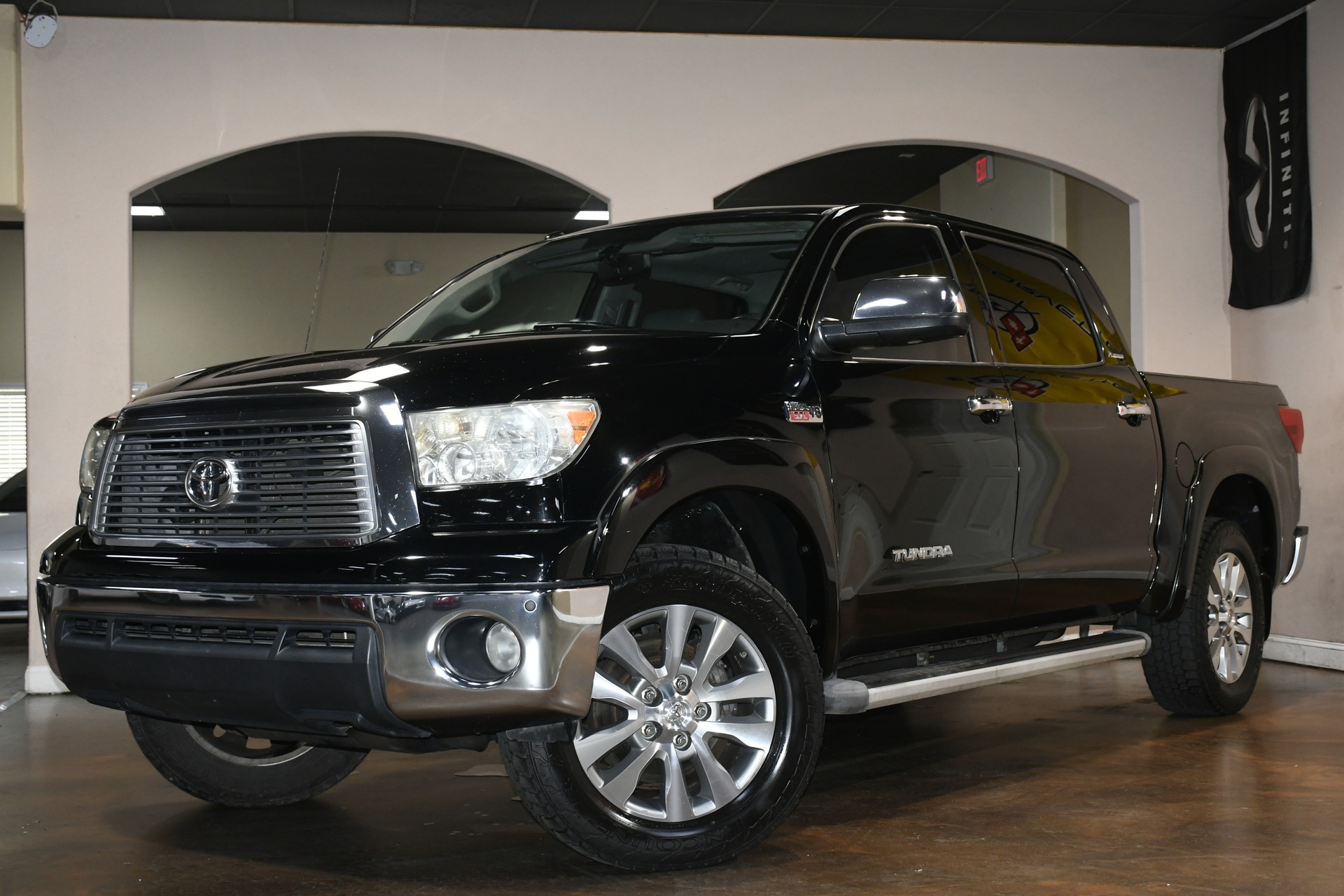 2011 Toyota Tundra Limited Platinum photo 3