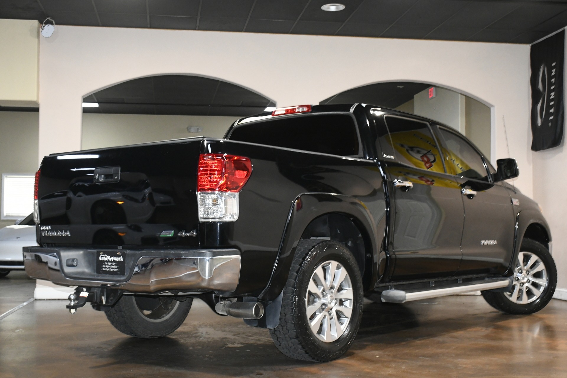 2011 Toyota Tundra Limited Platinum photo 4
