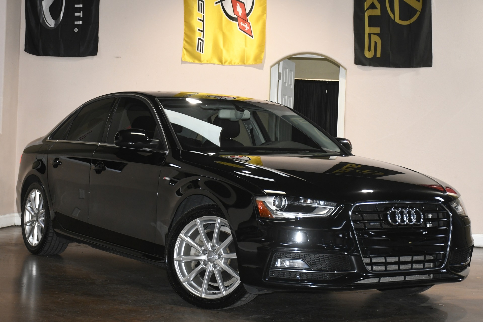 2014 Audi A4 2.0T Quattro Premium Plus photo 2