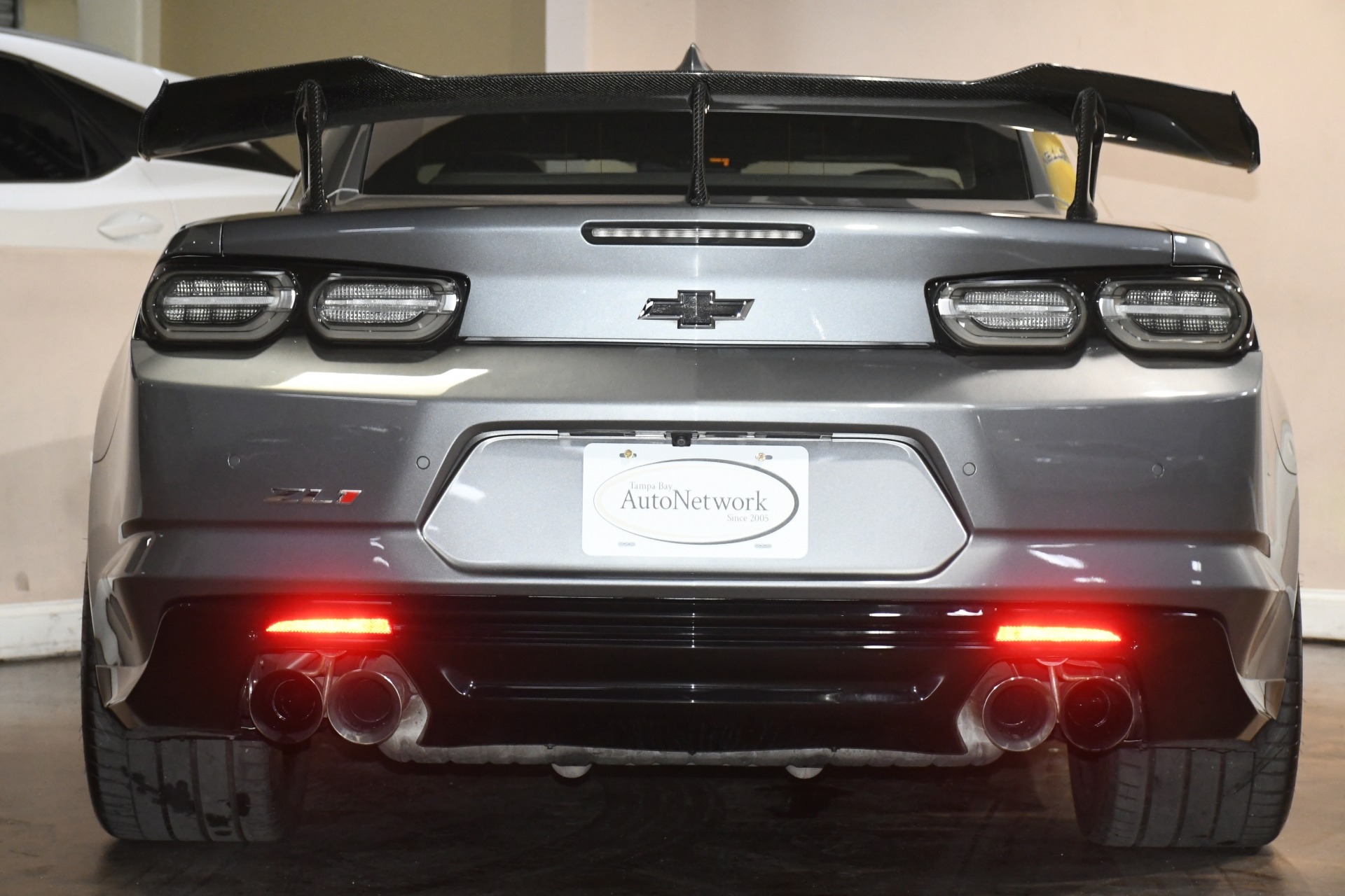 2019 Chevrolet Camaro ZL1 photo 2