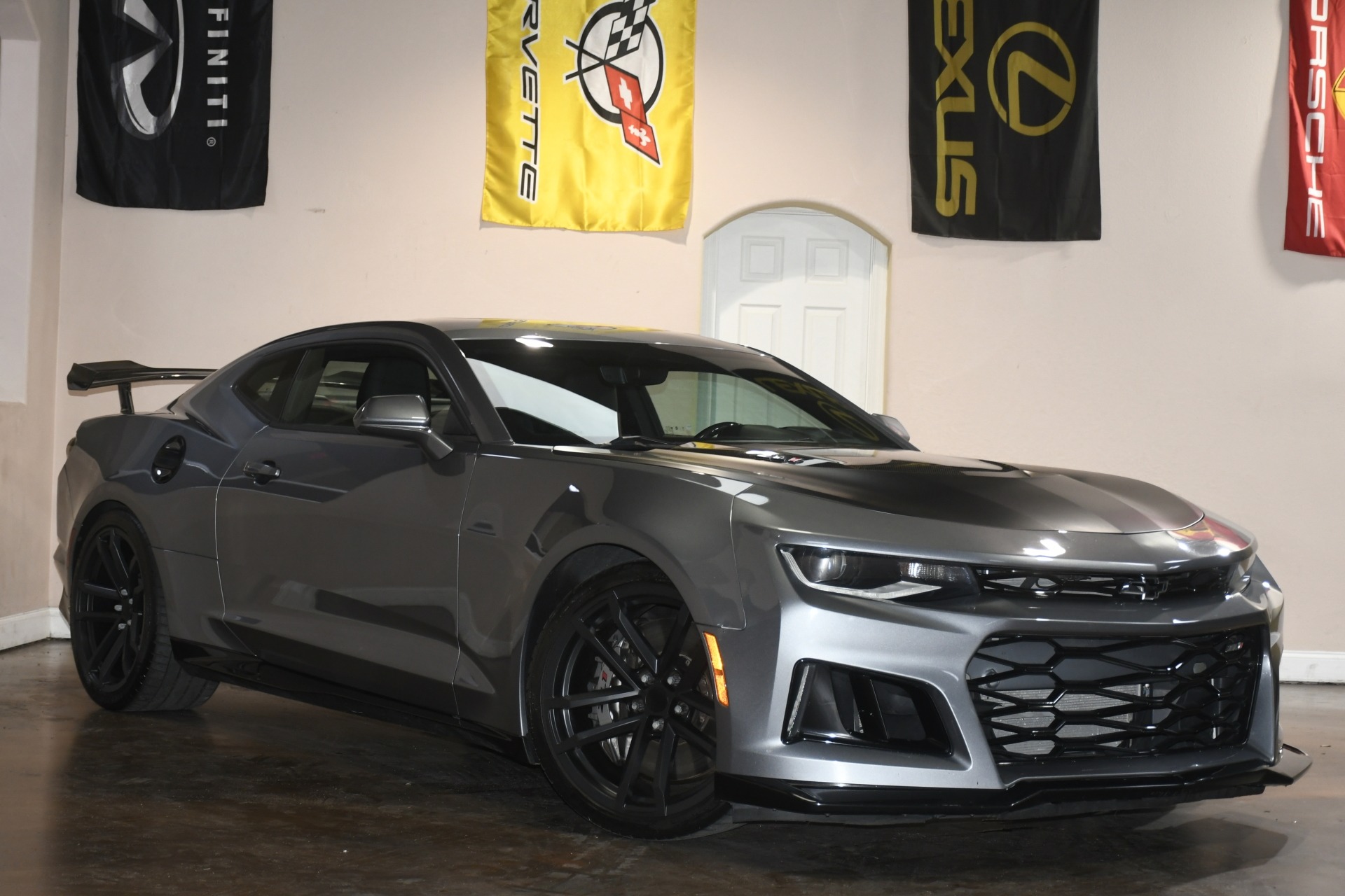 2019 Chevrolet Camaro ZL1 photo 3