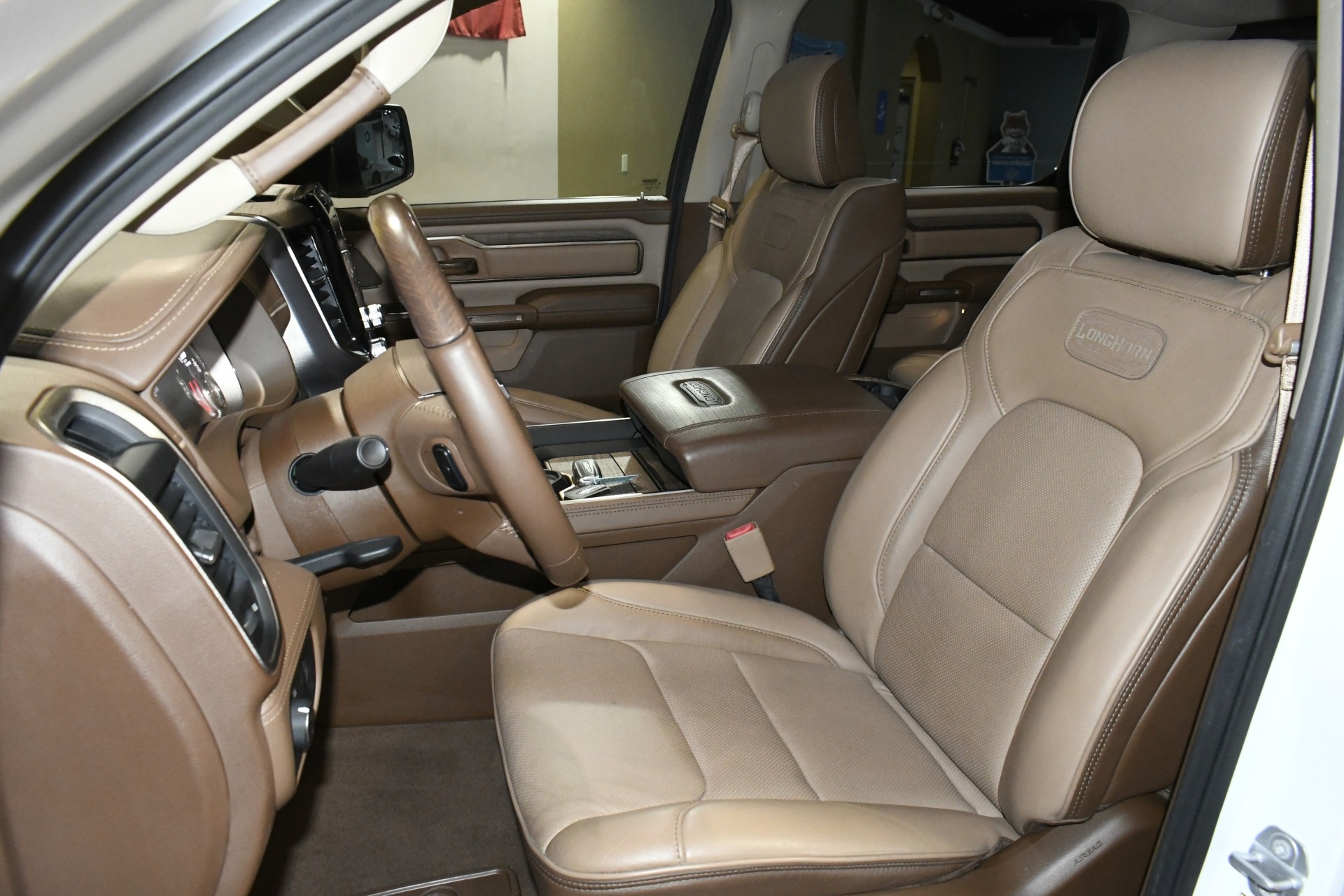 2019 Ram 1500 Laramie Longhorn photo 4