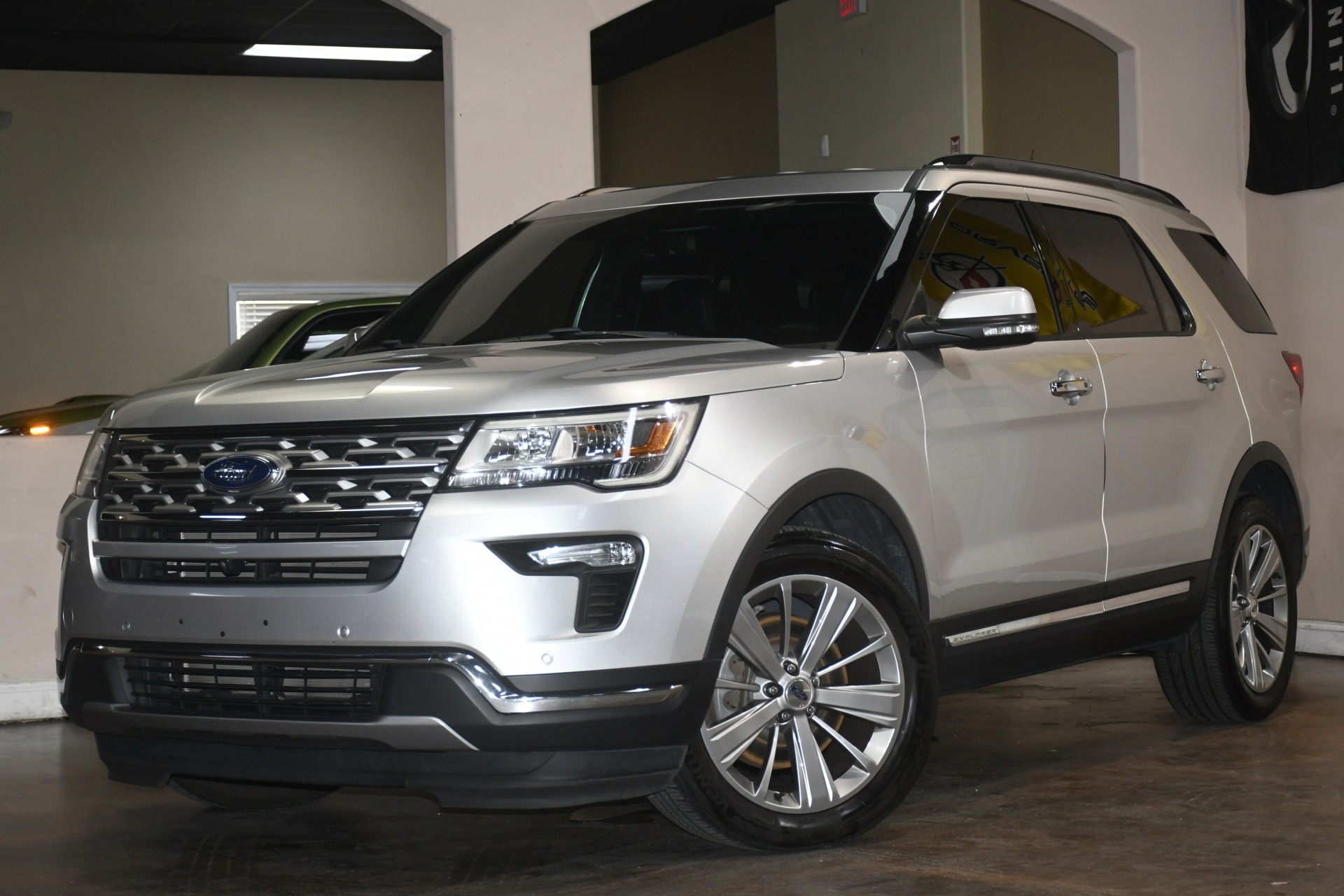 2018 Ford Explorer Limited photo 4