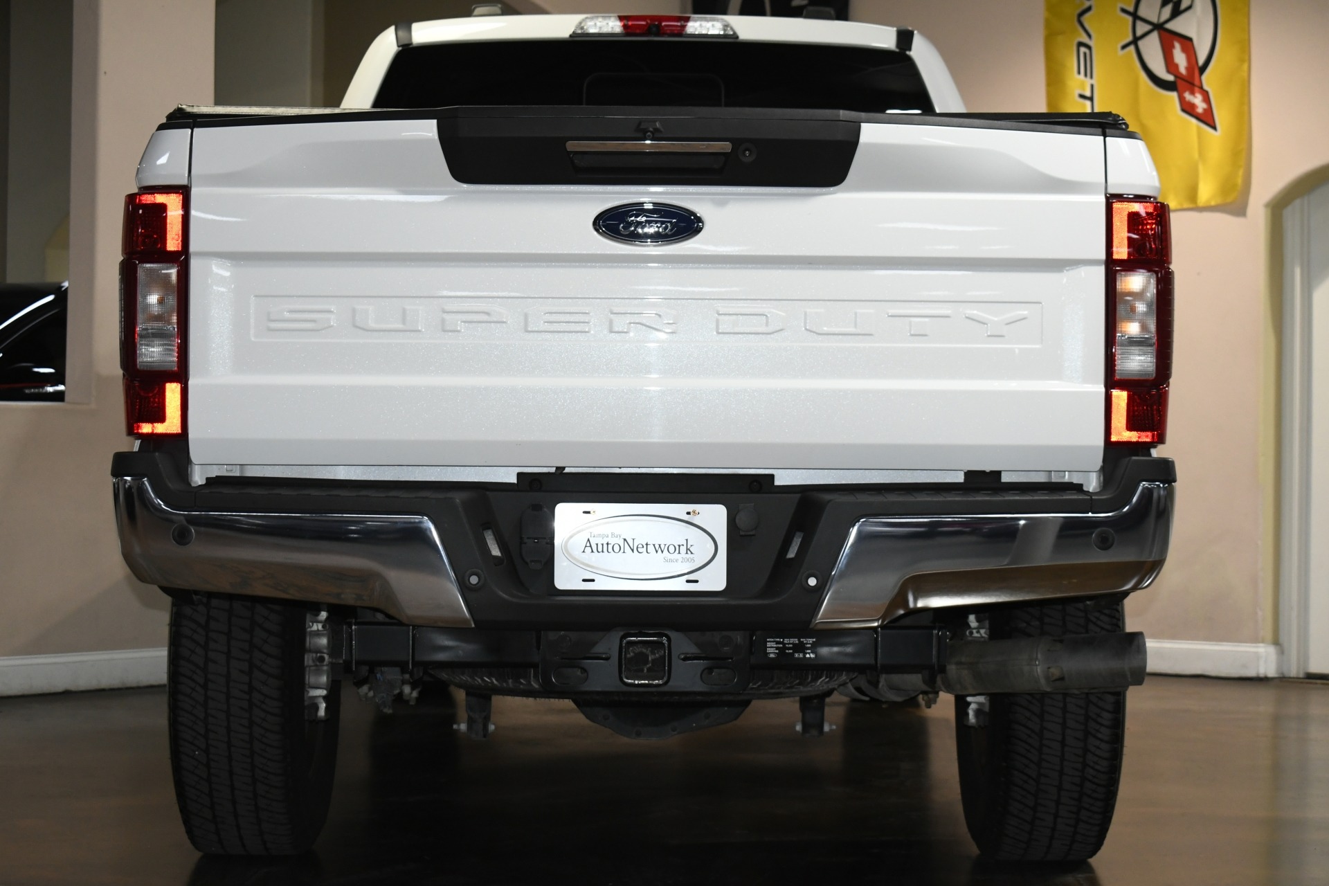 2021 Ford F-250 Lariat photo 2