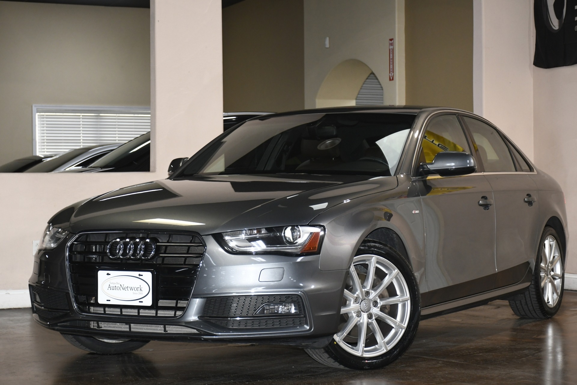 2016 Audi A4 2.0T Quattro Premium photo 4