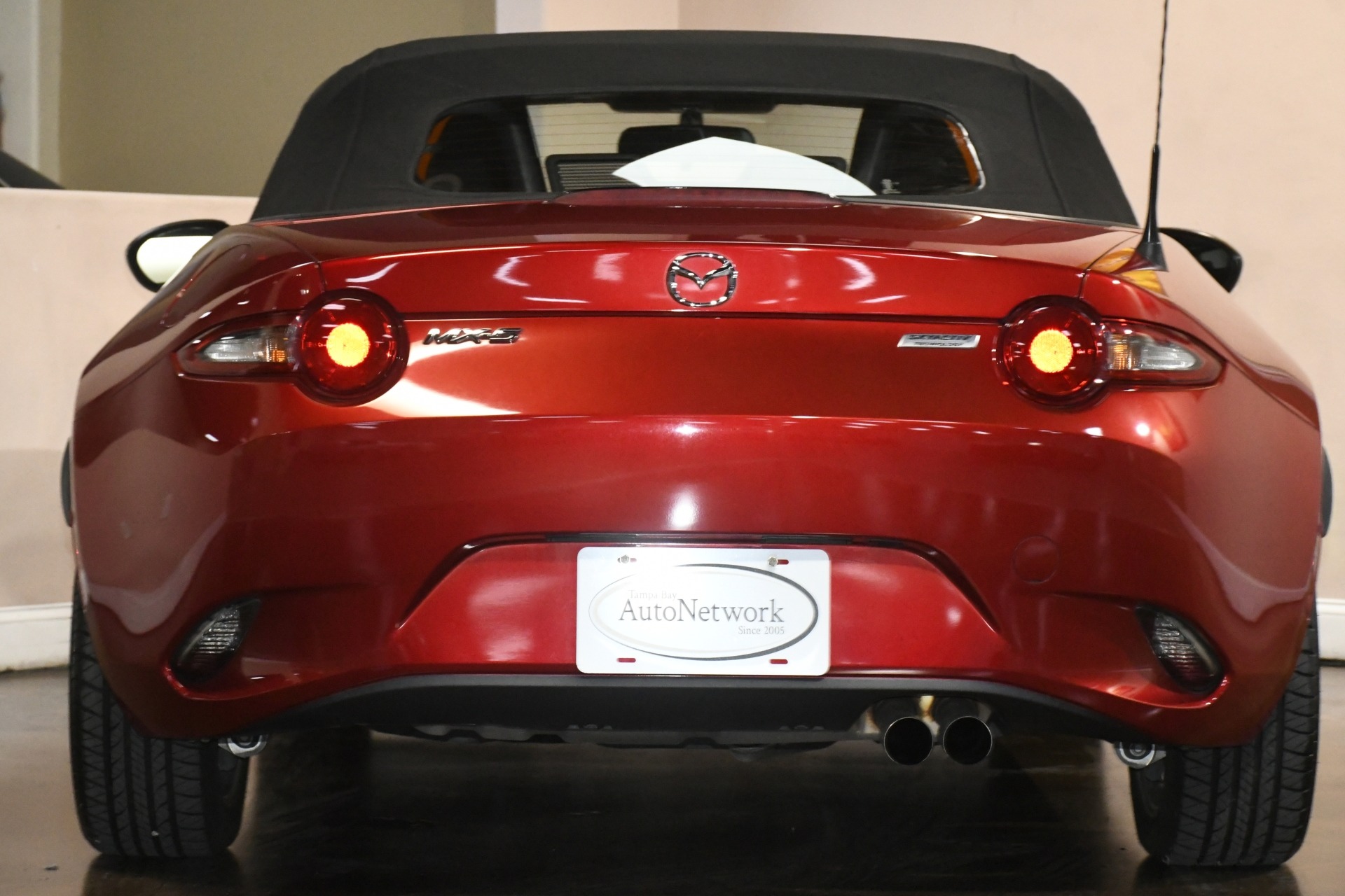 2016 Mazda MX-5 Miata Miata Sport photo 2