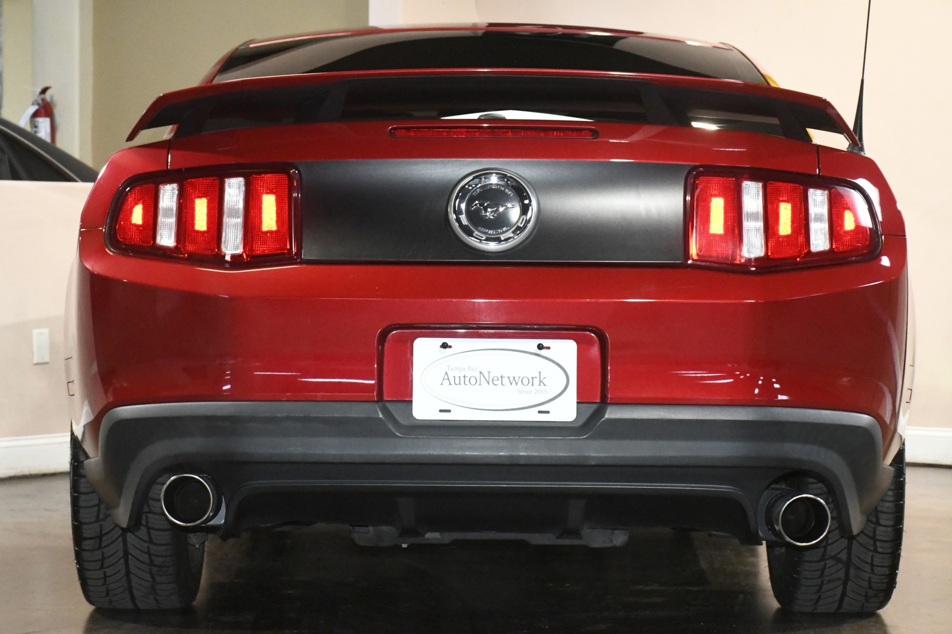 2011 Ford Mustang GT Premium photo 2