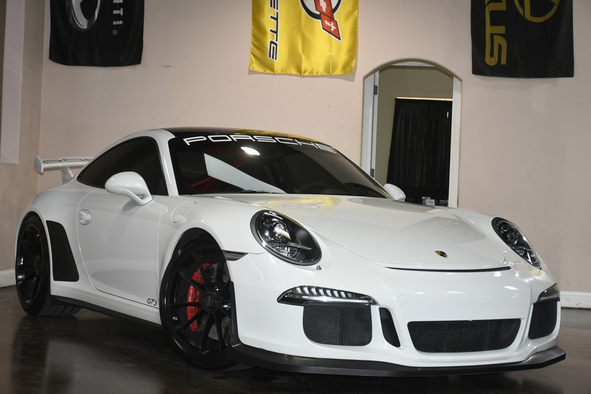 2015 Porsche 911 GT3 photo 3