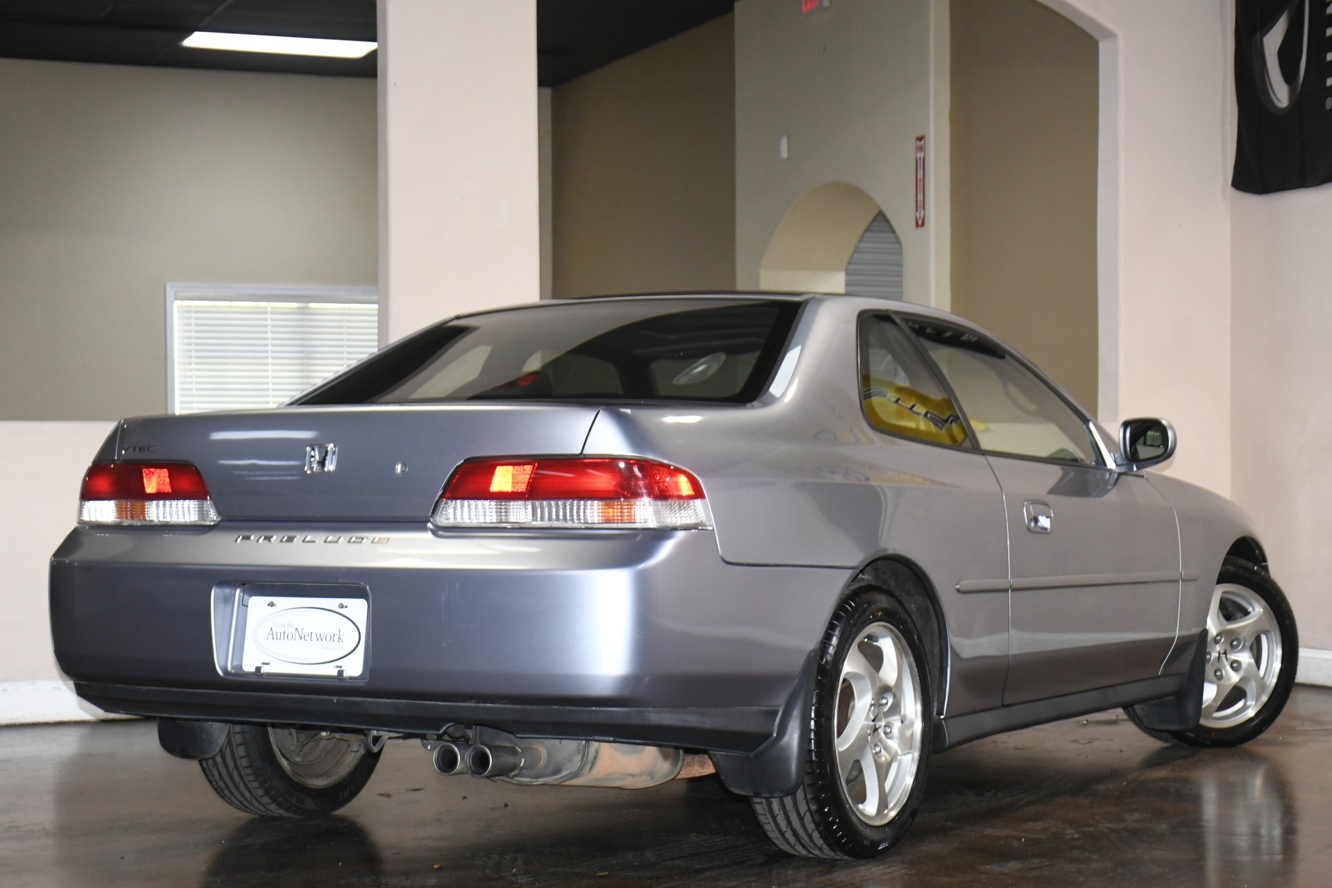 2000 Honda Prelude photo 4