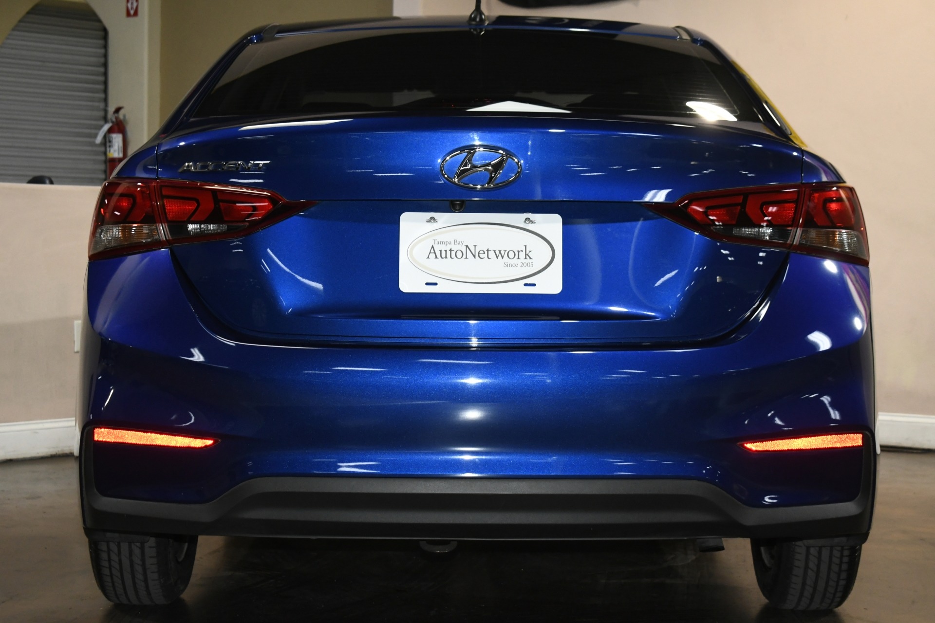 2019 Hyundai Accent SE photo 2