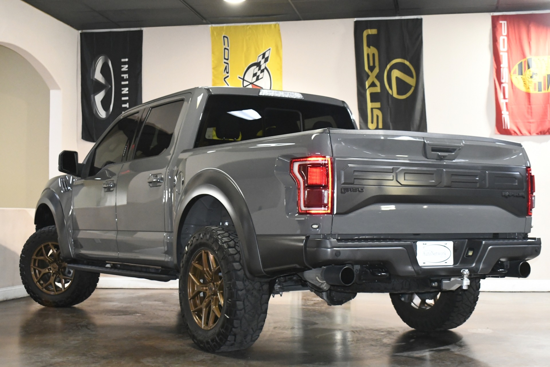 2018 Ford F-150 Raptor photo 3
