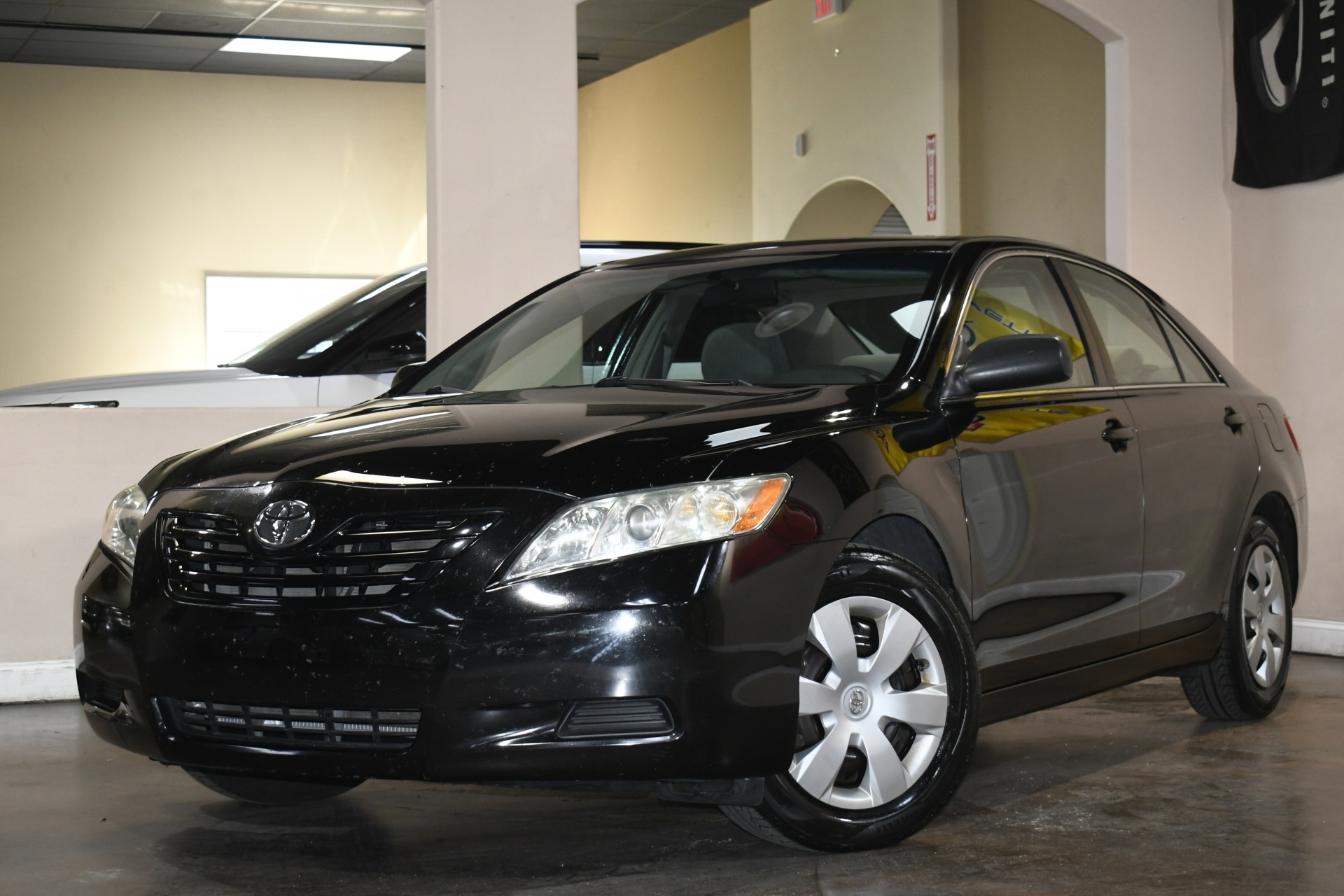 2008 Toyota Camry LE photo 4