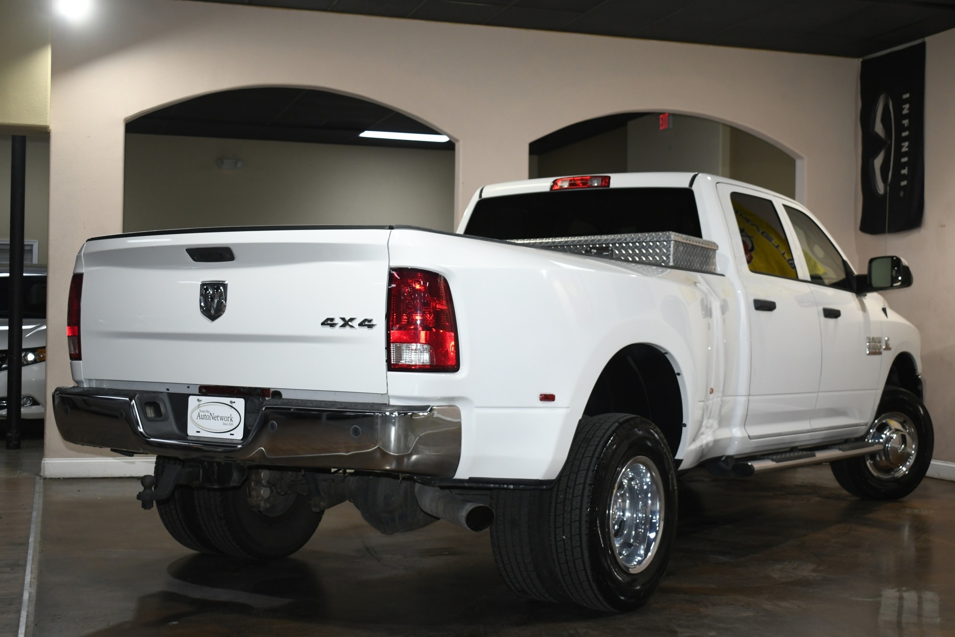 2016 Ram 3500 Tradesman photo 4