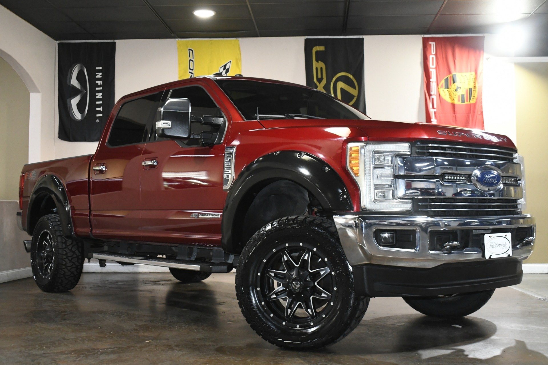 2017 Ford F-250 Lariat photo 2