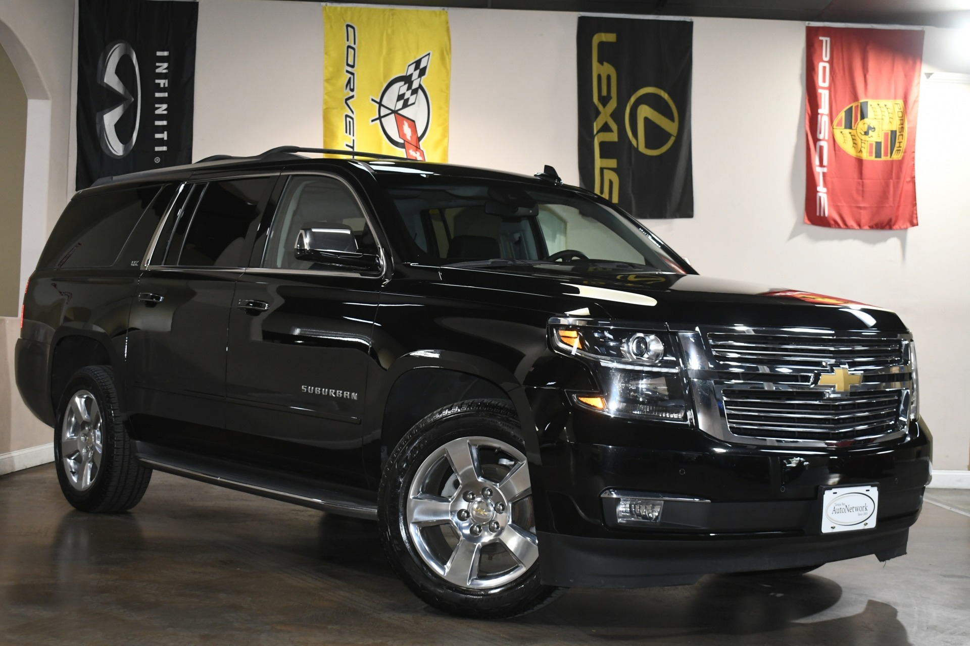 2015 Chevrolet Suburban LTZ photo 2