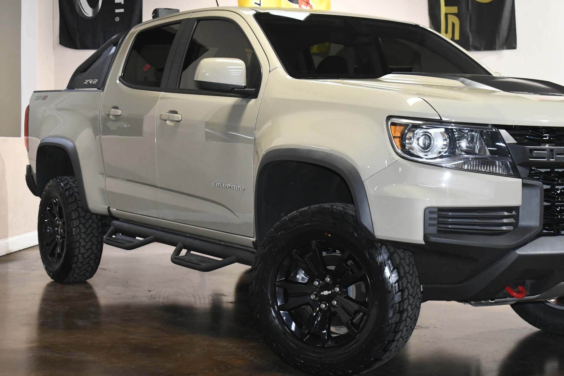 Colorado ZR2 Dusk Edition